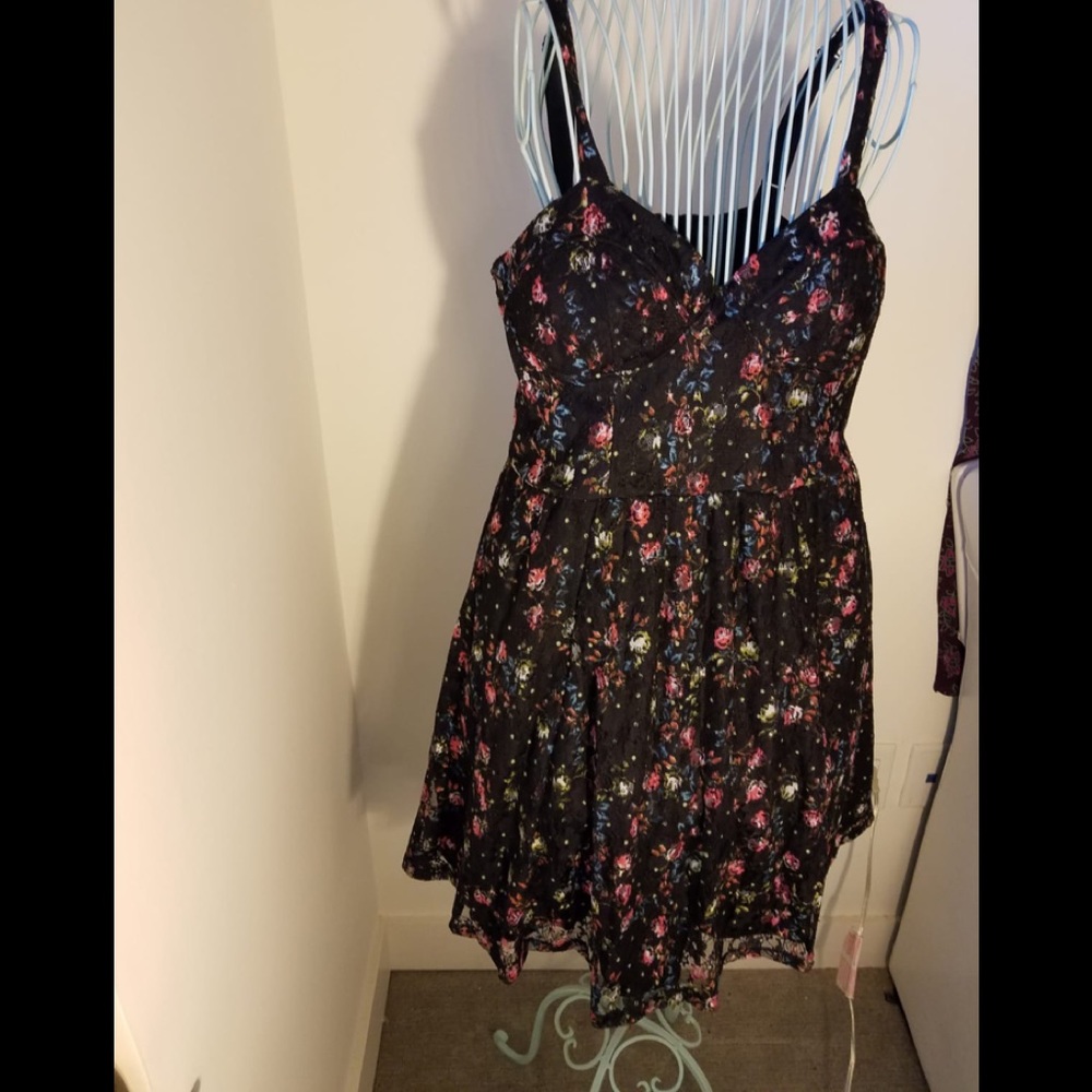 JESSICA SIMPSON Dress